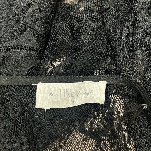 The Line Of Style Floral Lace Kimono Medium - Picture 5 of 7